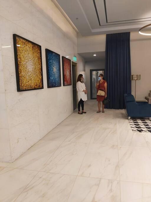 Condo Near Ayala Cebu City W Wifi Balcony Exterior foto
